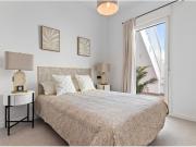 PISO EN PLANTA BAJA 3 DORM A ESTRENAR con amplia terraza...