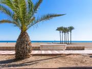 Piso en primera línea con vistas al mar