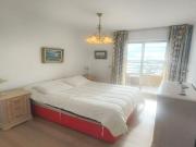 PISO EN PRIMERÍSIMA LÍNEA DE MAR CON VISTA AL PUERTO