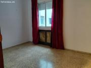 Piso en Reina Mercedes, 4 dormitorios, 2 baños, luminoso...