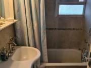 PISO EN VENTA + 2 LOCALES. ZONA PLAZA MITRE