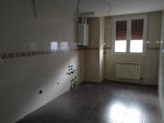 Piso en venta con 85 m2, 2 dormitorios en Becerril de...