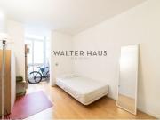 Piso en venta con terraza y trastero en la zona de...