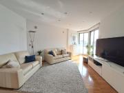 Piso en venta de 3 dormitorios con terraza y garaje...