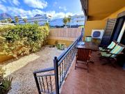 Piso en venta en Adeje, Playa del Duque. Apartamento...