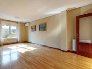 Piso en venta en Alcalá de Henares | 3 dormitorios,...