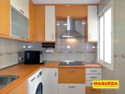 Piso en venta en Alcorcón, Parque Mayor. Piso amplio y...