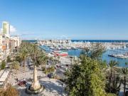 Piso en venta en Alicante, Barrio del Centro. Piso con...