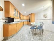 Piso en venta en Alicante, Mercado. OPORTUNIDAD EN ZONA...