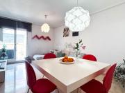 Piso en venta en Alicante, Mercado. Piso con terraza en...