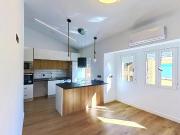 Piso en venta en Alicante, San Blas. Vivienda con...