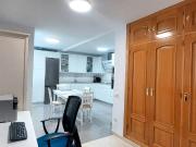 Piso en venta en Almería, San Luis. Pisos.