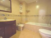 Piso en venta en Almoradí. Luminoso y espacioso...