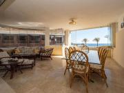 Piso en venta en Marbella, Puerto Banús. La Herradura:...