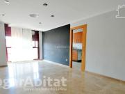Piso en venta en Alzira, Pere Crespí. SEMINUEVO, BONITO...