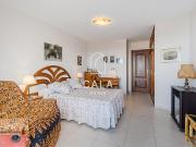 Piso en venta en Arona, Los Cristianos. Exclusivo...
