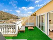 Piso en venta en Arona, Palm Mar. Ático renovado con...