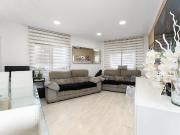 Piso en venta en avenida Barcelona, Sant Joan Despí, de...