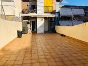 Piso en venta en avenida Constitucio, Castelldefels, de...