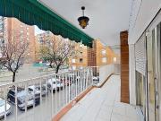 Piso en venta en avenida De Catalunya, Badalona, de 98...