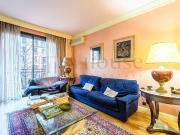 Piso en venta en avenida De Mistral, Barcelona, de 120...