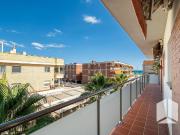 Piso en venta en avenida Del Banys, Castelldefels, de 88...
