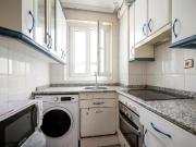 Piso en venta en Ávila, San Antonio. AMPLIO PISO con...