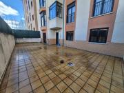 Piso en venta en Ávila, Universidad. Se vende piso con...