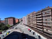 Piso en venta en Avilés, Centro. Amplio y luminoso piso...
