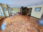 Piso en venta en Avilés, Centro. Piso 5 habitaciones...