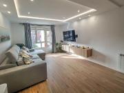 Piso en venta en Avilés, Versalles. Pisos.