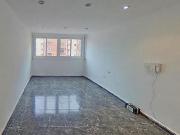 Piso en venta en Badalona, de 60 m² 3 habitaciones por...