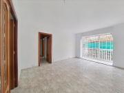 Piso en venta en Badalona, de 65 m² 3 habitaciones por...