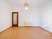 Piso en venta en Barcelona, Baix Guinardó. GRAN...