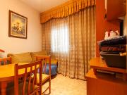 Piso en venta en Barcelona, Baix Guinardó. OPORTUNIDAD....