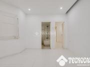 Piso en venta en Barcelona, Baix Guinardó. Piso en venta...