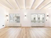 Piso en venta en Barcelona, Barri de les Corts. En venta...