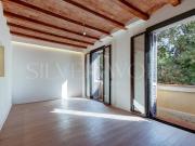 Piso en venta en Barcelona, Barri de les Corts. ESTRENA...