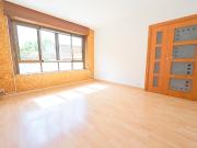 Piso en venta en Barcelona, Bon Pastor. PISO EN VENTA...