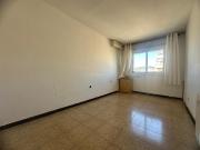 Piso en venta en Barcelona, Carmel. Piso de INVERSION....