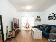Piso en venta en Barcelona, Carmel. Vivienda reformada...
