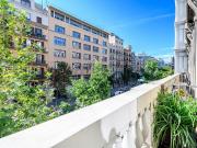 Piso en venta en Barcelona, de 105 m² 3 habitaciones por...