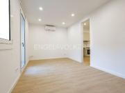 Piso en venta en Barcelona, de 63 m² 2 habitaciones por...