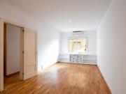Piso en venta en Barcelona, de 75 m² 3 habitaciones por...