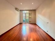 Piso en venta en Barcelona, de 83 m² 3 habitaciones por...