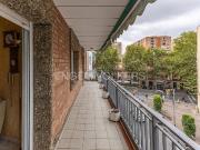 Piso en venta en Barcelona, de 93 m² 4 habitaciones por... Piso en venta en Barcelona, de 93 m² 4 habitaciones por...