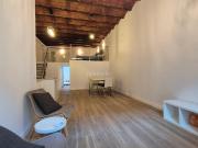 Piso en venta en Barcelona, El Clot. Duplex en barrio el...