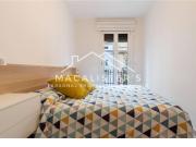 Piso en venta en Barcelona, El Clot. Piso reformado...