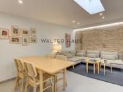 Piso en venta en Barcelona, Gòtic. Ático reformado en...