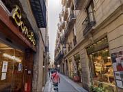 Piso en venta en Barcelona, Gòtic. Diseño moderno en...